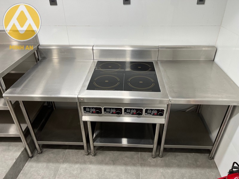 cung cấp bàn inox TPHCM